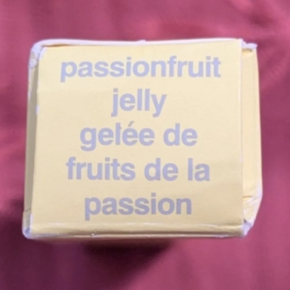 Passionfruit Jelly Peptide Lip Treatment Rhode - Discontinued - New In Box - Picture 2 of 11